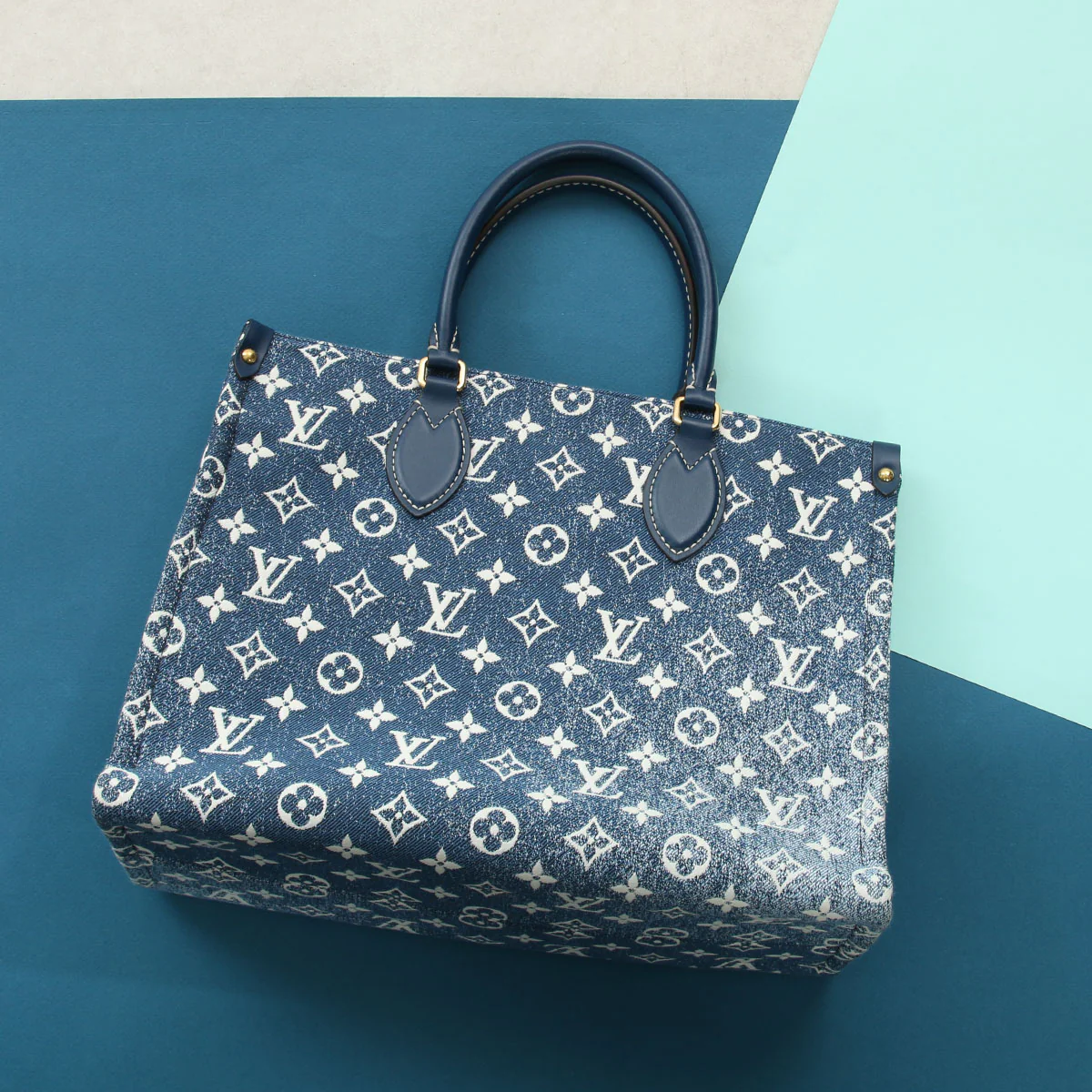 Louis Vuitton New Preview